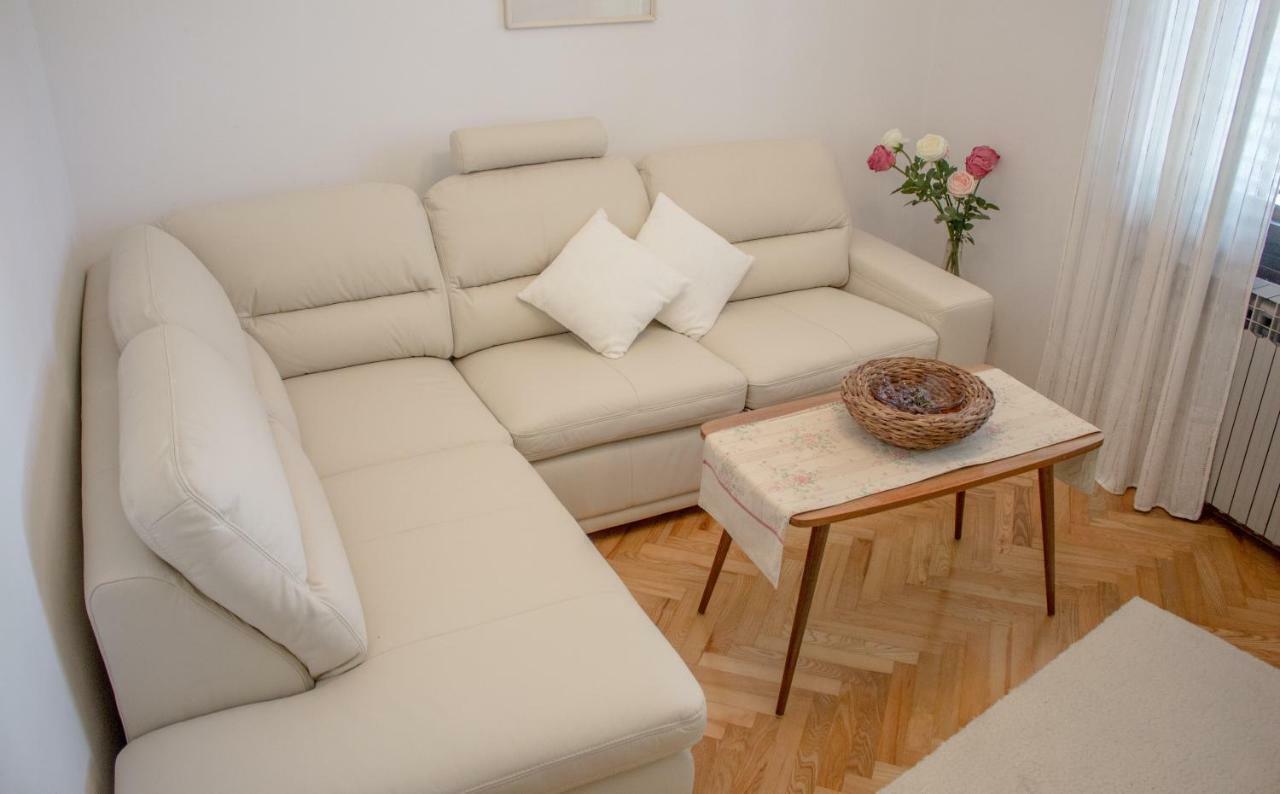 Apartman Mariolina Lägenhet Krk Town Exteriör bild