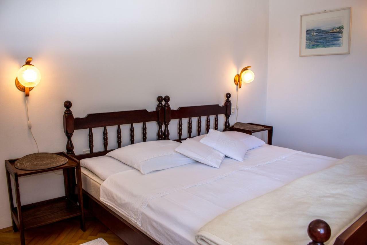 Apartman Mariolina Lägenhet Krk Town Exteriör bild